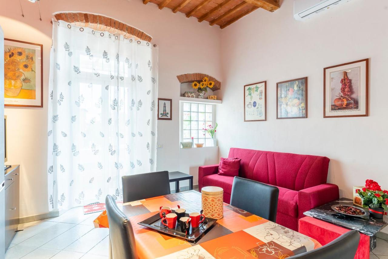Piazza Sforzini Cozy Apartment Near The Sea! Livorno Eksteriør billede